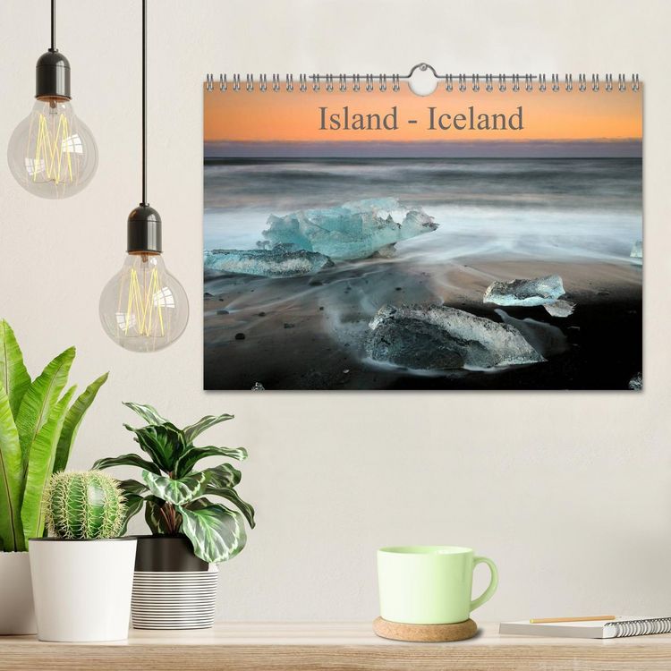 Produktbild: Island - Iceland (Wandkalender 2026 DIN A4 quer), CALVENDO Monatskalender