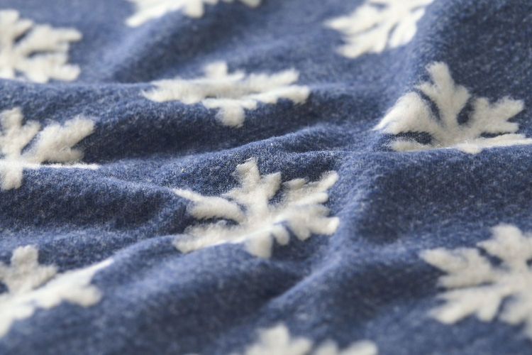 Produktbild: Plaid "Schneeflocke" (GRS)