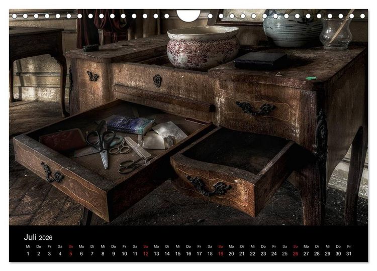 Produktbild: Lost Places - Auch der Verfall hat seinen Charme (Wandkalender 2026 DIN A4 quer), CALVENDO Monatskalender