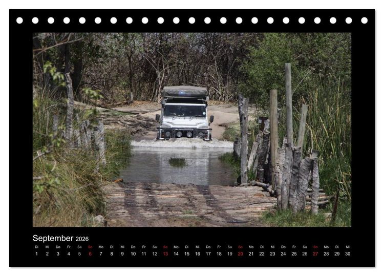 Produktbild: Land Rover Defender - Unterwegs in Afrika (Tischkalender 2026 DIN A5 quer), CALVENDO Monatskalender