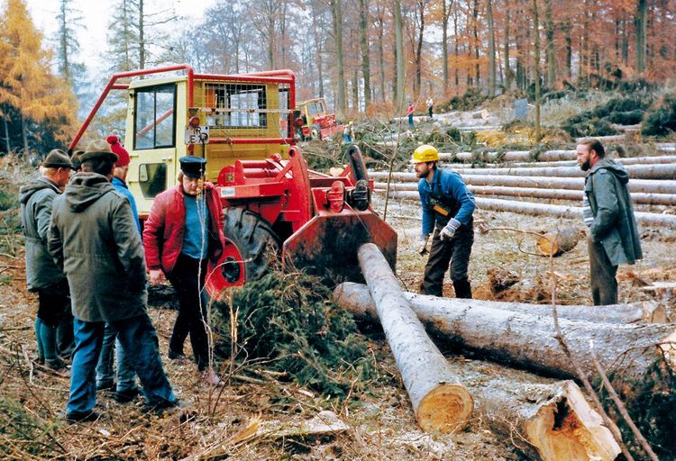 Produktbild: Werner MB-trac im Forst