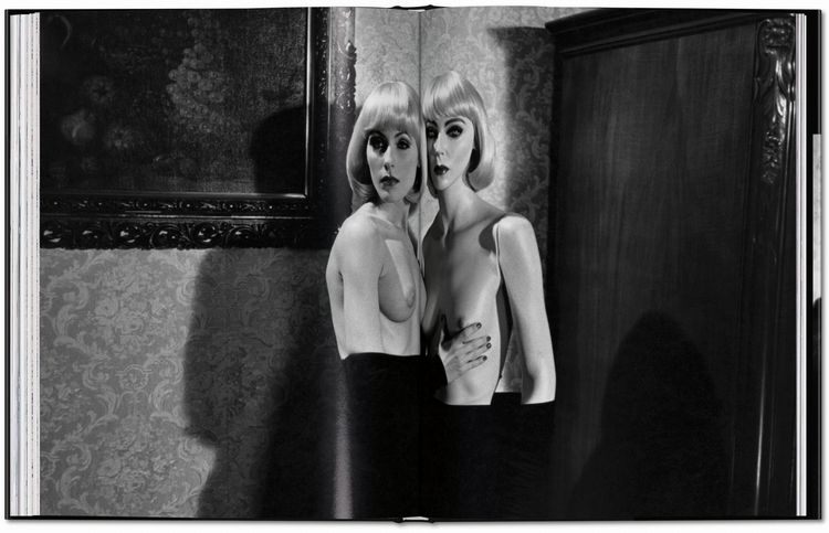 Produktbild: Helmut Newton