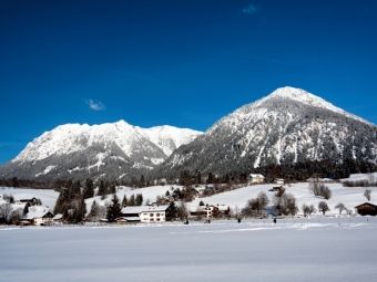Produktbild: CALVENDO Puzzle Berge von Oberstdorf | 1000 Teile Lege-Gr&ouml;&szlig;e 64x48cm Foto-Puzzle f&uuml;r gl&uuml;ckliche Stunden