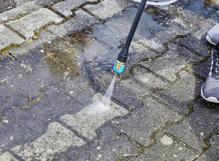 Produktbild: GARDENA AquaClean 24/18V solo Mitteldruckreiniger 24 bar