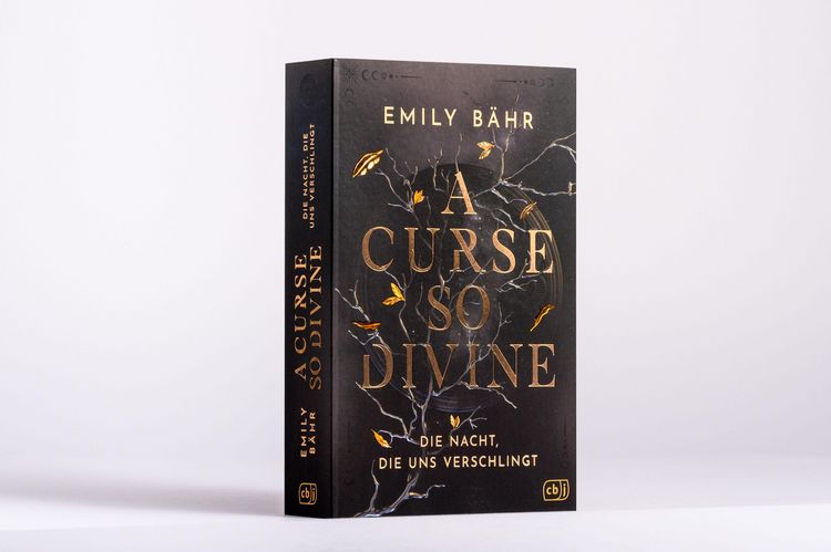 Produktbild: A Curse so Divine &ndash; Die Nacht, die uns verschlingt
