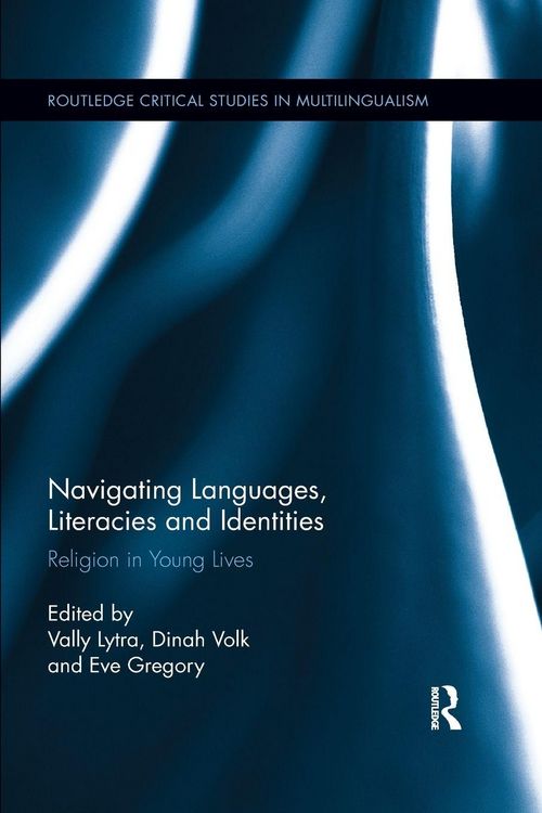 Produktbild: Navigating Languages, Literacies and Identities