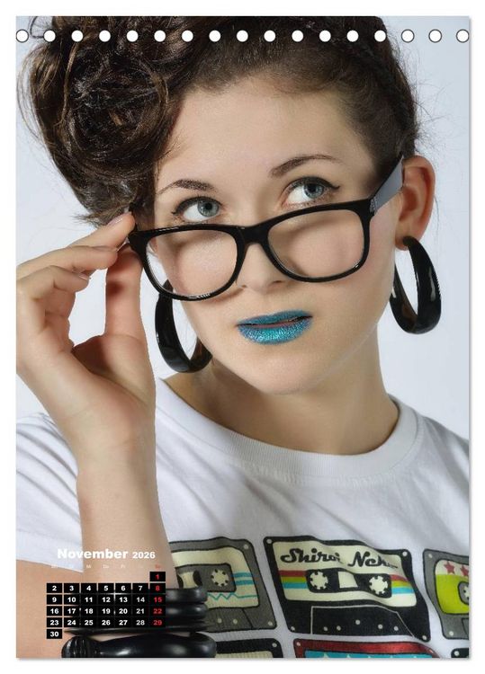 Produktbild: Extrem Make-Up Portraits (Tischkalender 2026 DIN A5 hoch), CALVENDO Monatskalender