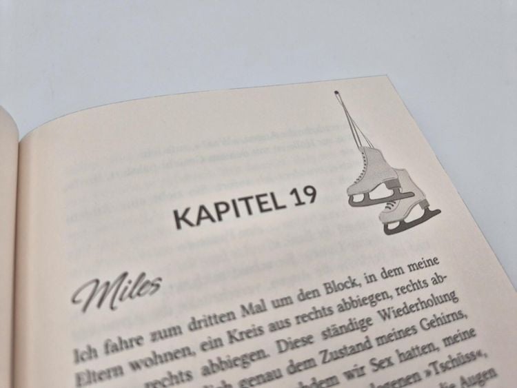 Produktbild: Falling &ndash; Ihre Beziehung ist fake. Sind ihre Gef&uuml;hle das auch?