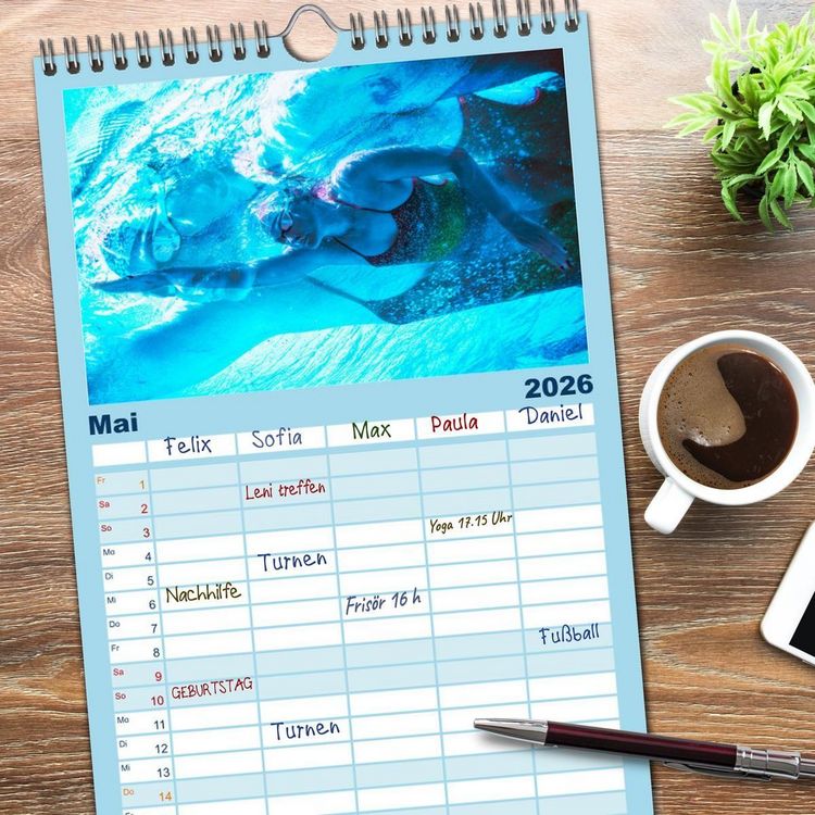 Produktbild: Familienplaner 2026 - FREUBAD mit 5 Spalten (Wandkalender, 21 x 45 cm) CALVENDO