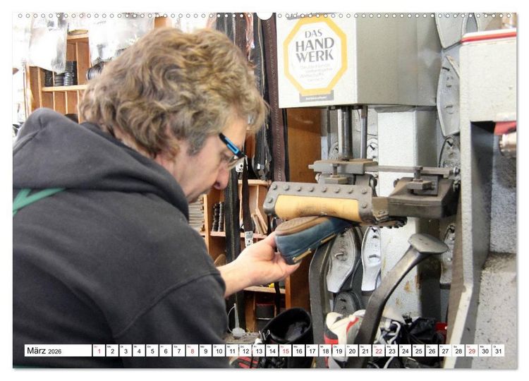 Produktbild: Das Handwerk der Schuhmacher (Wandkalender 2026 DIN A2 quer), CALVENDO Monatskalender