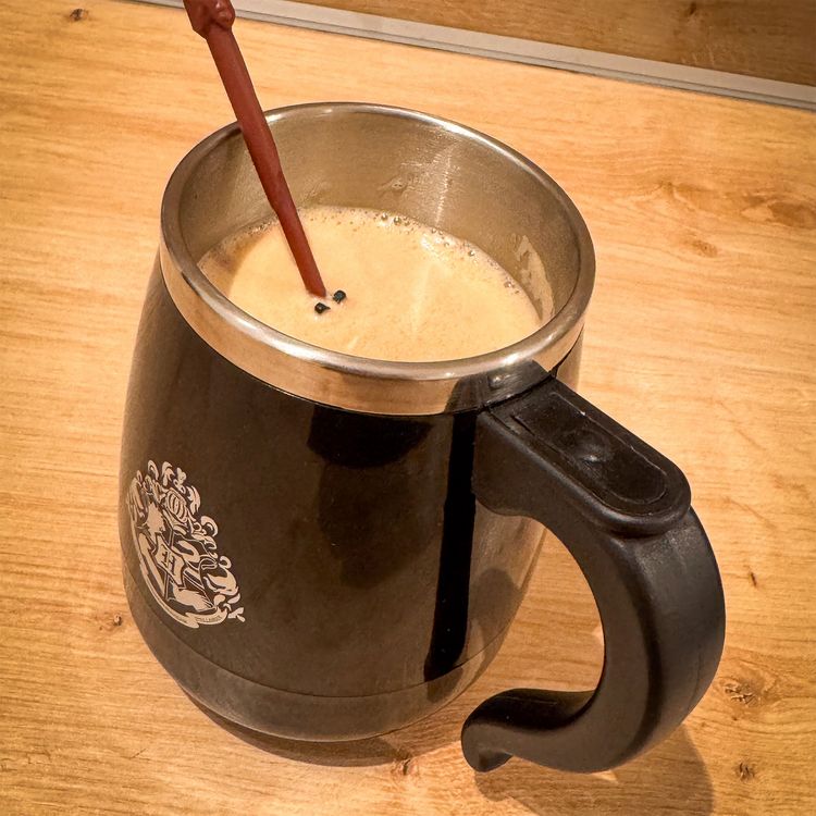 Produktbild: HP Selbstr&uuml;hrende Tasse mit Zauberstab