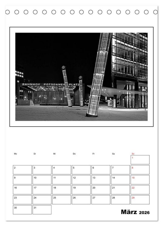 Produktbild: Berlin black & white (Tischkalender 2026 DIN A5 hoch), CALVENDO Monatskalender