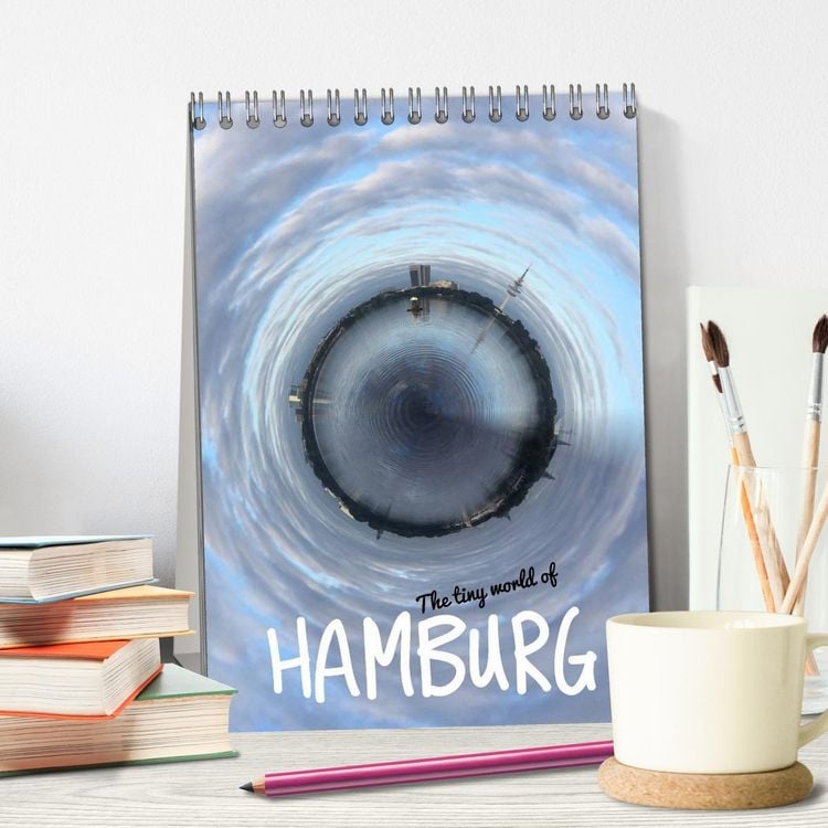 Produktbild: The tiny world of HAMBURG (Tischkalender 2026 DIN A5 hoch), CALVENDO Monatskalender
