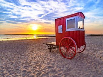 Produktbild: CALVENDO Puzzle Badewagen im Sonnenuntergang | 1000 Teile Lege-Gr&ouml;&szlig;e 64x48cm Foto-Puzzle f&uuml;r gl&uuml;ckliche Stunden