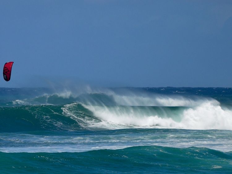 Produktbild: CALVENDO Puzzle Kitesurfer, North Shore Oahu, Hawaii | 1000 Teile Lege-Gr&ouml;&szlig;e 64x48cm Foto-Puzzle f&uuml;r gl&uuml;ckliche Stunden