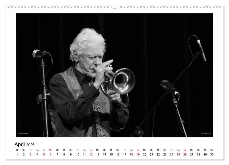 Produktbild: Internationale Meister des Jazz in Schwarzwei&szlig; (Wandkalender 2026 DIN A2 quer), CALVENDO Monatskalender