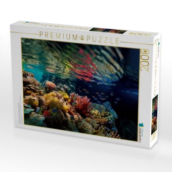 Produktbild: CALVENDO Puzzle Korallenriff unter der Wasseroberfl&auml;che | 2000 Teile Lege-Gr&ouml;&szlig;e 90x67cm Foto-Puzzle f&uuml;r gl&uuml;ckliche Stunden