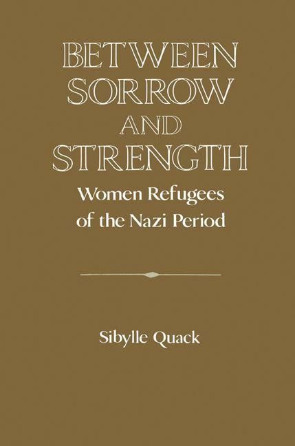 Produktbild: Between Sorrow and Strength