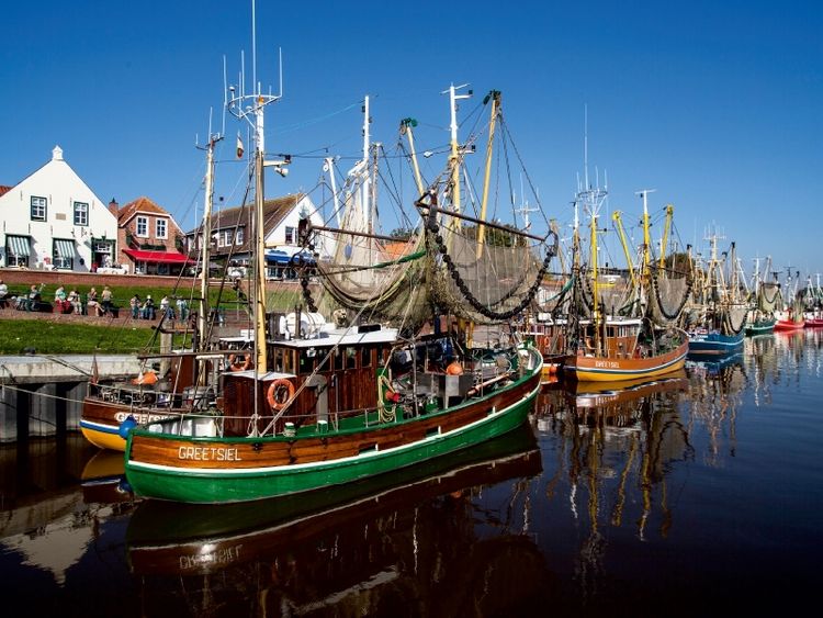 Produktbild: CALVENDO Puzzle Greetsieler Hafen | 1000 Teile Lege-Gr&ouml;&szlig;e 64x48cm Foto-Puzzle f&uuml;r gl&uuml;ckliche Stunden