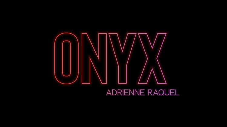 Produktbild: Adrienne Raquel: Onyx