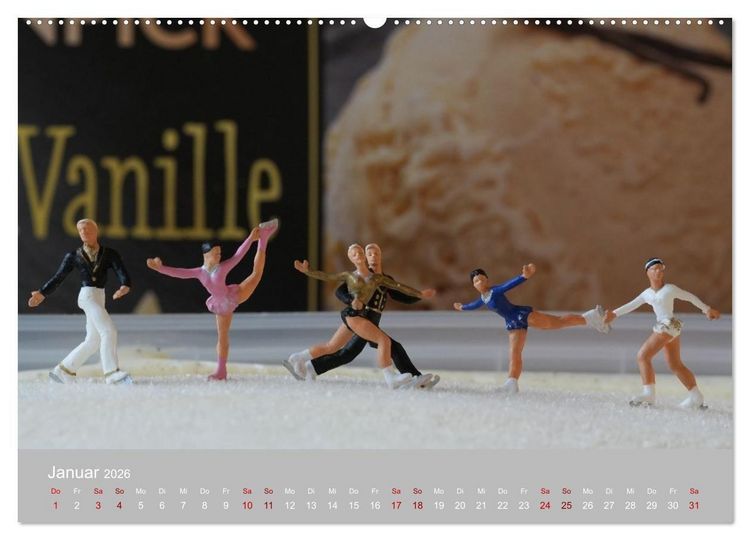 Produktbild: Das zweite Leben von Miniatur-Figuren (Wandkalender 2026 DIN A2 quer), CALVENDO Monatskalender