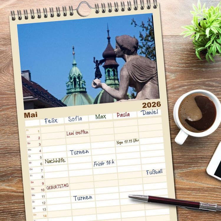 Produktbild: Familienplaner 2026 - M&uuml;nchen - Die Sch&ouml;ne mit 5 Spalten (Wandkalender, 21 x 45 cm) CALVENDO