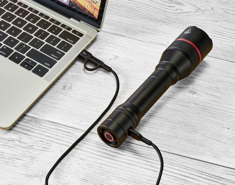 Produktbild: TOOLCRAFT TO-8702946 Handlampe verstellbar, mit USB-Schnittstelle, mit Stroboskopmodus akkubetrieben 3500 lm 7 h 397 g