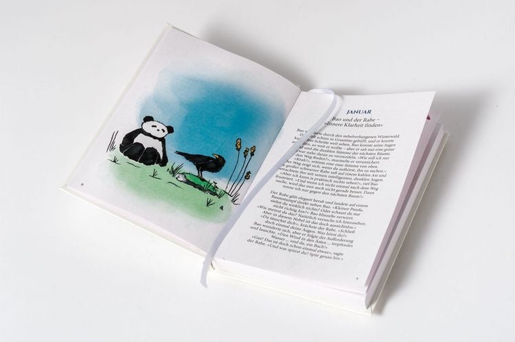 Produktbild: Mit dem kleinen Panda durch das Jahr 2027