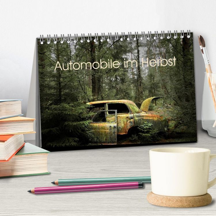 Produktbild: Automobile im Herbst (Tischkalender 2026 DIN A5 quer), CALVENDO Monatskalender