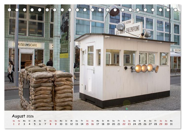 Produktbild: Berlin - Zwischen Alexanderplatz und Brandenburger Tor (Tischkalender 2026 DIN A5 quer), CALVENDO Monatskalender