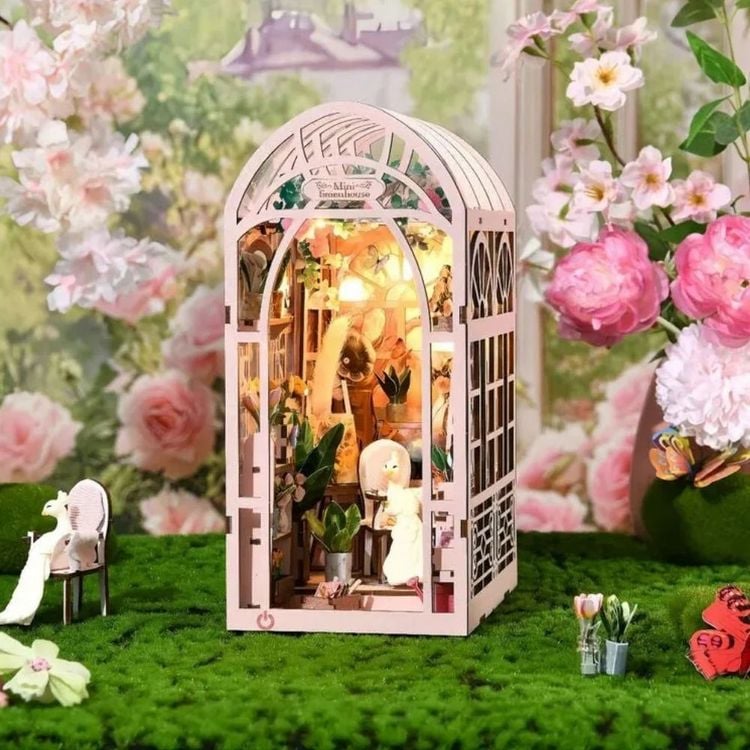 Produktbild: FiguredArt YM06 - DIY Book Nook, Mini Gew&auml;chshaus, Puzzle 167 Teile, Miniatur-Diorama
