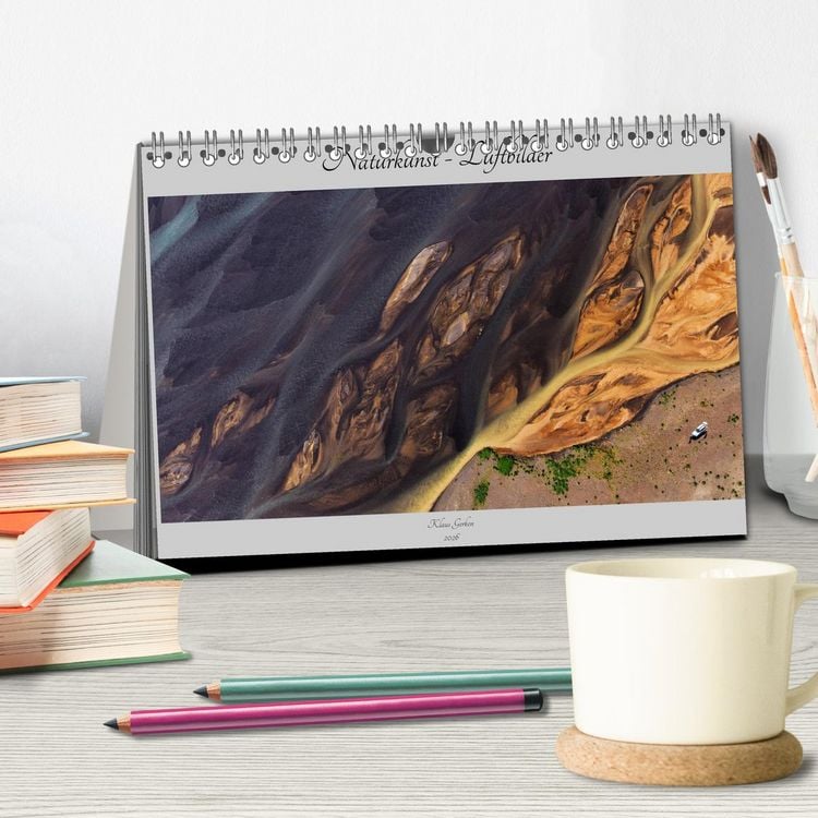 Produktbild: Naturkunst - Luftbilder (Tischkalender 2026 DIN A5 quer), CALVENDO Monatskalender