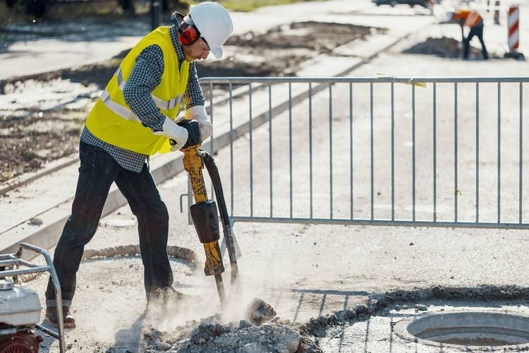 Produktbild: TOOLCRAFT TO-6542478 Warnweste neongelb Universalgr&ouml;&szlig;e Kleider-Gr&ouml;&szlig;e: Unisize EN ISO 20471:2013