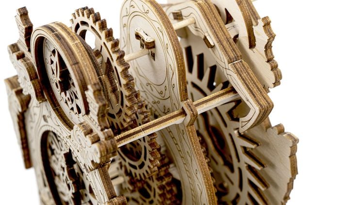 Produktbild: Tiny Adventures - Magic Clock, Funktionsmodell aus Holz zum Zusammenbauen