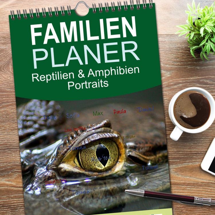 Produktbild: Familienplaner 2026 - Reptilien & Amphibien Portraits mit 5 Spalten (Wandkalender, 21 x 45 cm) CALVENDO