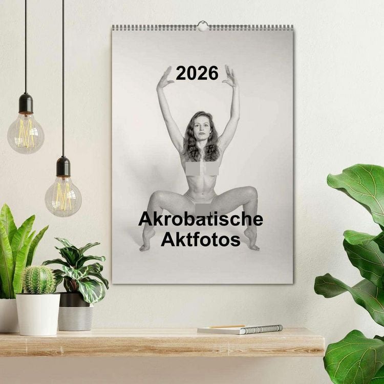 Produktbild: Akrobatische Aktfotos (Wandkalender 2026 DIN A2 hoch), CALVENDO Monatskalender