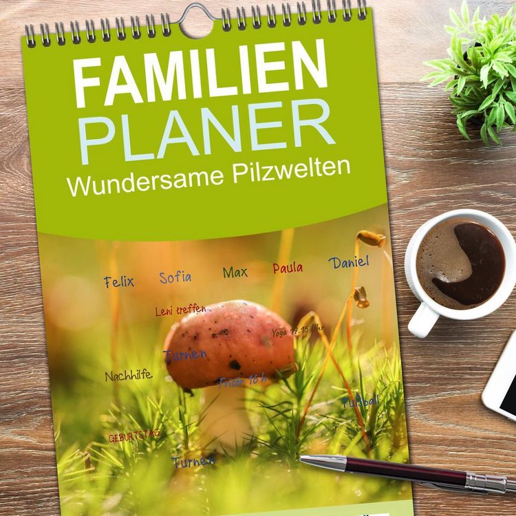 Produktbild: Familienplaner 2026 - Wundersame Pilzwelten mit 5 Spalten (Wandkalender, 21 x 45 cm) CALVENDO