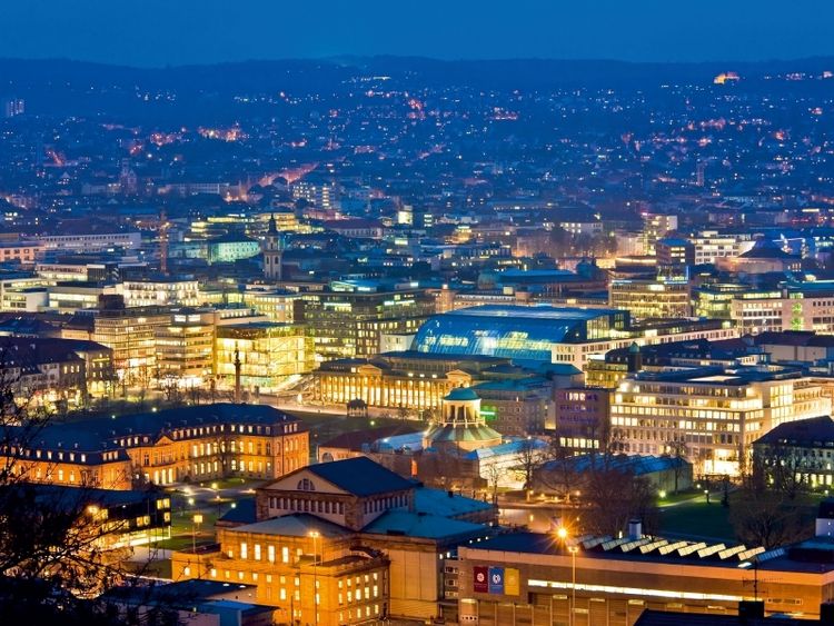 Produktbild: CALVENDO Puzzle Blick auf die Innenstadt von Stuttgart bei Nacht | 1000 Teile Lege-Gr&ouml;&szlig;e 64x48cm Foto-Puzzle f&uuml;r gl&uuml;ckliche Stunden