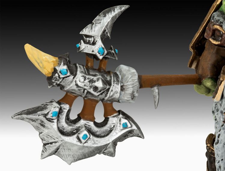 Produktbild: Geschenkset World of Warcraft Thrall, Revell Modellbausatz mit Basiszubeh&ouml;r