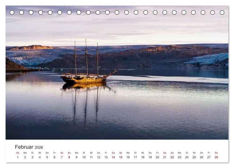 Produktbild: Zwischen den Eisbergen in Gr&ouml;nland (Tischkalender 2026 DIN A5 quer), CALVENDO Monatskalender