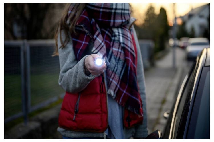 Produktbild: HyCell Zoom-Flashlight 1600-0108-1 LED Taschenlampe batteriebetrieben 55lm 14h