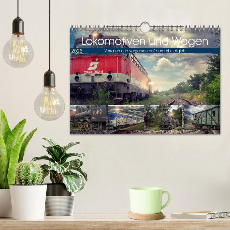 Produktbild: Lokomotiven und Wagen - Verfallen und vergessen auf dem Abstellgleis (Wandkalender 2026 DIN A4 quer), CALVENDO Monatskalender