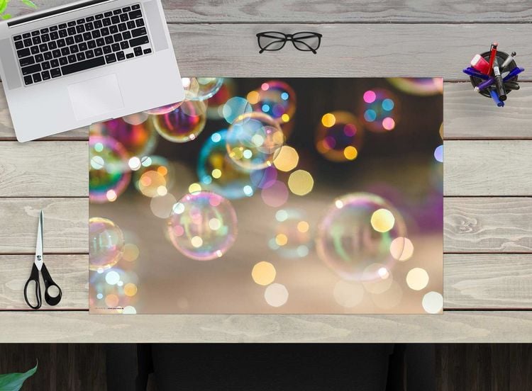 Produktbild: Cover-your-desk Schreibtischunterlage f&uuml;r Kinder und Erwachsene Schimmernde Seifenblasen, aus hochwertigem Vinyl , 60 x 40 cm