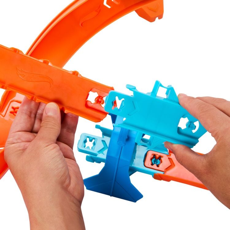 Produktbild: Hot Hot Wheels Track Creator Booster Schnellstrecken-Set