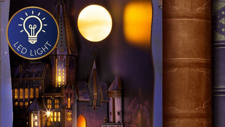 Produktbild: Book Nook DIY B&uuml;cherecke Revell Harry Potter "Hogwarts Castle"