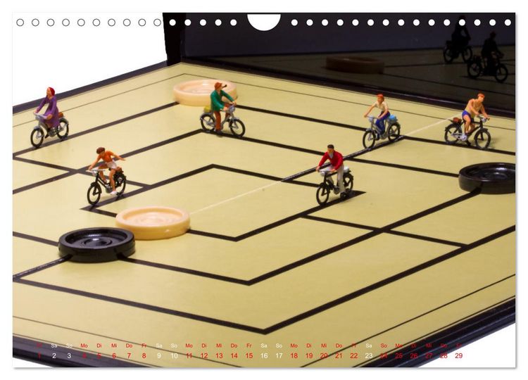 Produktbild: H&ouml;her, schneller, kleiner - Miniaturen in unserem Alltag (Wandkalender 2026 DIN A4 quer), CALVENDO Monatskalender