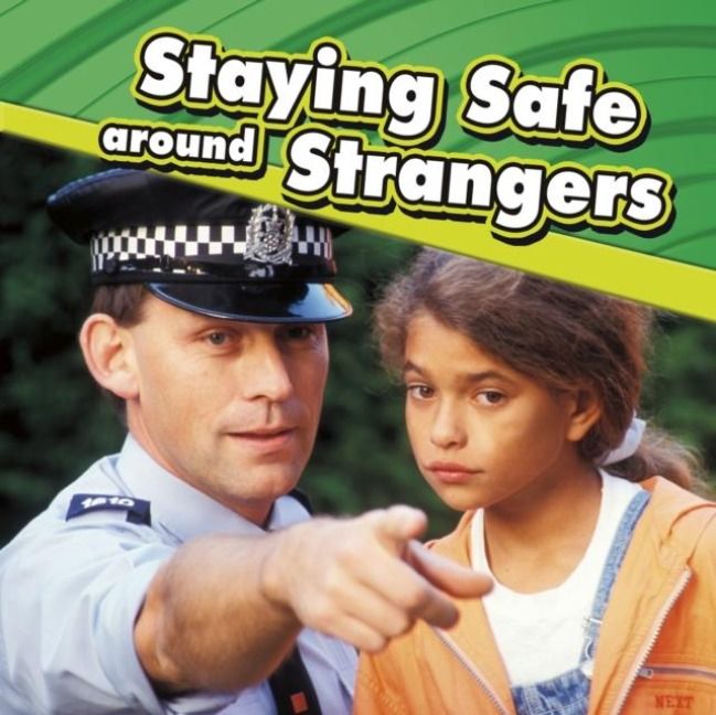 Produktbild: Raatma, L: Staying Safe around Strangers