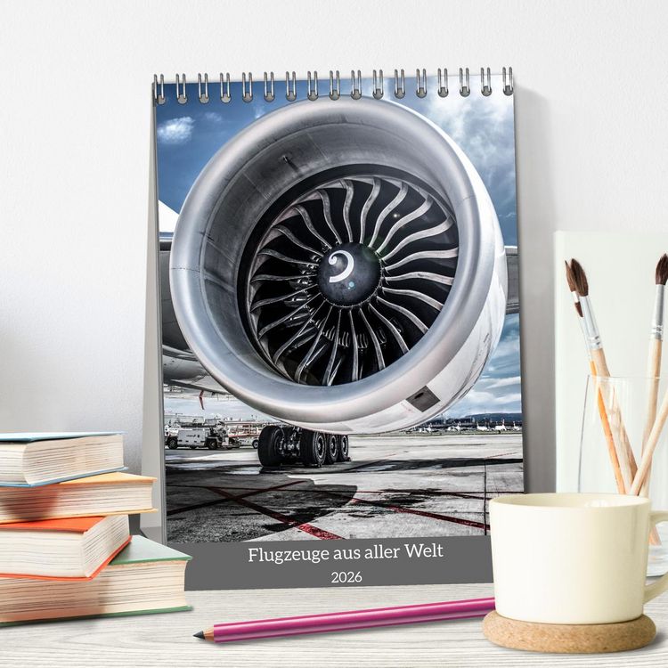 Produktbild: Flugzeuge aus aller Welt (Tischkalender 2026 DIN A5 hoch), CALVENDO Monatskalender