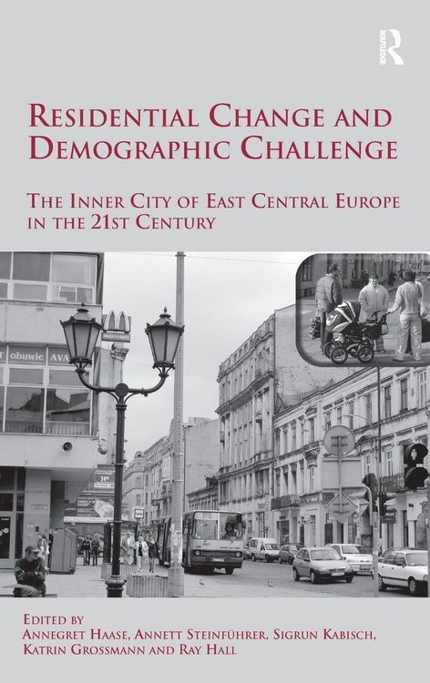 Produktbild: Residential Change and Demographic Challenge