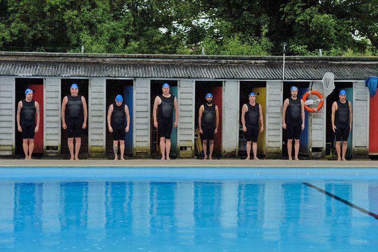 Produktbild: Swimming with Men